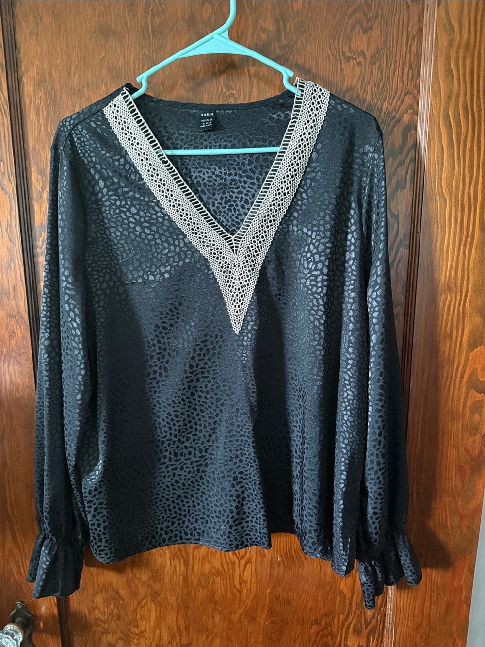 Black V-Neck Lace Trim Long Sleeve Top